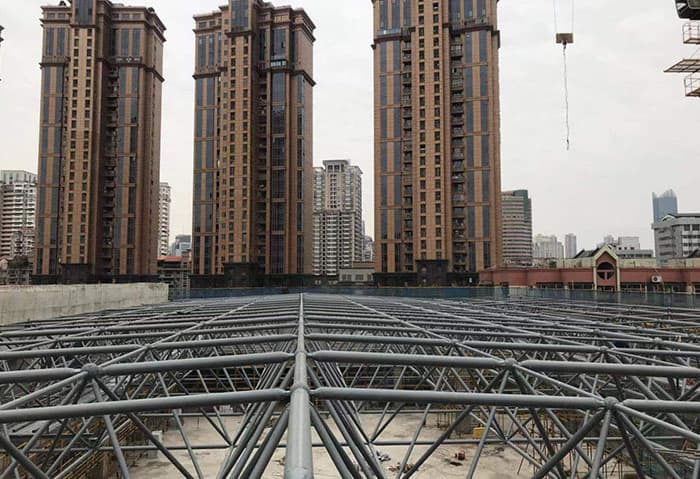 朝阳螺栓球网架结构
